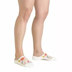 Women's Darn Tough Garden Party No Show Sock -Chubbies Store darn tough womens no show hidden 6072 white model 02250.1681848497