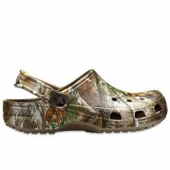 Men's Crocs Classic Realtree Edge Clog 11 Men's Crocs Classic Realtree Edge Clog -Chubbies Store mens crocs classic realtree edge clog 205413 walnut side 35369.1623875635