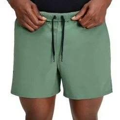 On Running Men's On Essential Short -Chubbies Store mens on running essential shorts 1MD1012 0460 ivy main 06487.1676485354