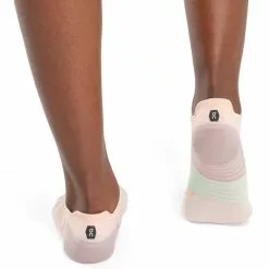 On Running Women's On Performance Low Sock 8 On Running Women's On Performance Low Sock -Chubbies Store womens on running low sock 345 01172 doe back 49626.1676997939
