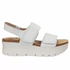 Women's OTBT Montane Platform Sandal -Chubbies Store womens otbt montane platform sandal MONTANE dove side 19385.1679581784